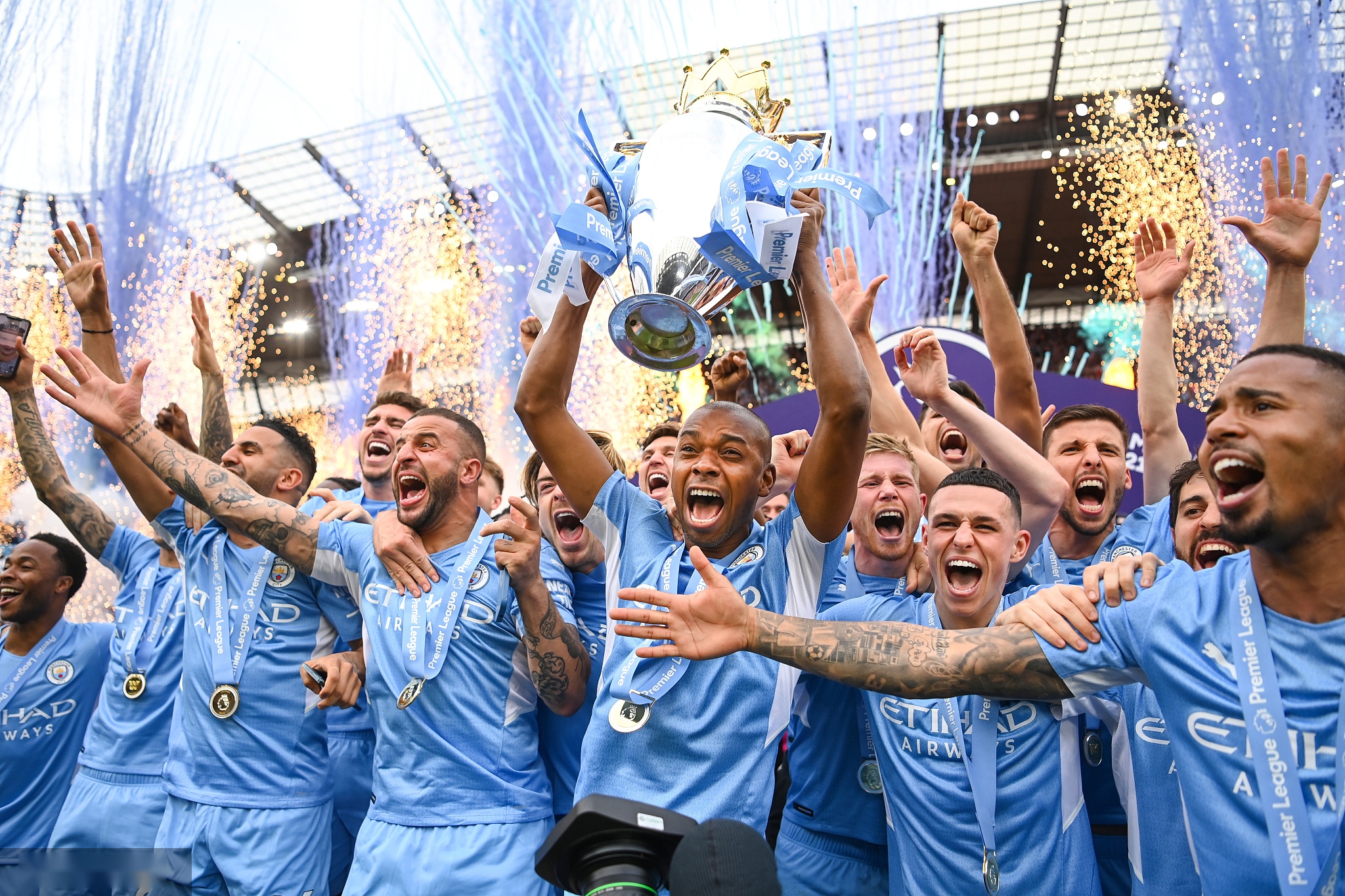 确保他们的 确保他们的